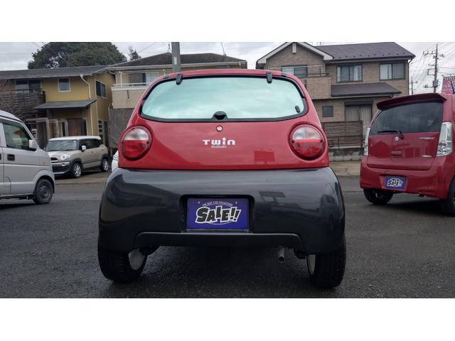 ツイン ガソリンＢ　キーレス・Ｐ／Ｗ・Ｐ／Ｓ・Ａ／Ｃ・ＡＢＳ・社外エアロフロントバンパー・フェンダー＆前後バンパー＆ドアミラー同色ガンメタ塗装・社外アルミホイール・ドラレコ・Ｒミラーフィルム・Ｂｌｕｅｔｏｏｔｈコンポ（7枚目）