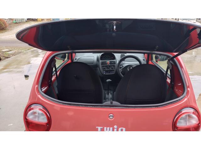 ツイン ガソリンＢ　キーレス・Ｐ／Ｗ・Ｐ／Ｓ・Ａ／Ｃ・ＡＢＳ・社外エアロフロントバンパー・フェンダー＆前後バンパー＆ドアミラー同色ガンメタ塗装・社外アルミホイール・ドラレコ・Ｒミラーフィルム・Ｂｌｕｅｔｏｏｔｈコンポ（29枚目）