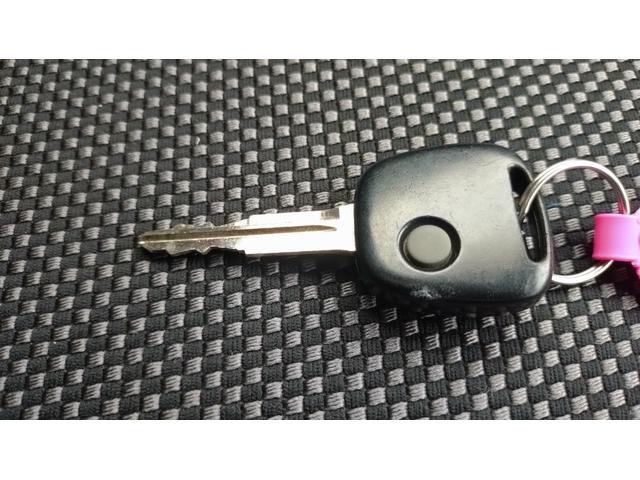 ツイン ガソリンＢ　キーレス・Ｐ／Ｗ・Ｐ／Ｓ・Ａ／Ｃ・ＡＢＳ・社外エアロフロントバンパー・フェンダー＆前後バンパー＆ドアミラー同色ガンメタ塗装・社外アルミホイール・ドラレコ・Ｒミラーフィルム・Ｂｌｕｅｔｏｏｔｈコンポ（30枚目）