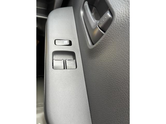 キャリイトラック KCエアコン・パワステ AT(12枚目)