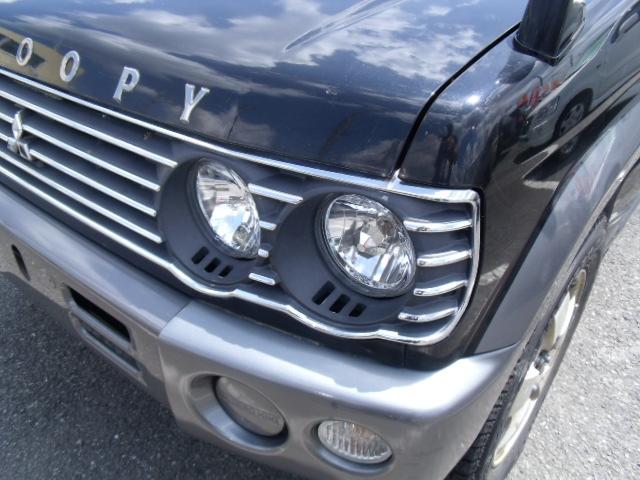 パジェロミニ スヌーピーエディションＩＩターボ　４ＷＤターボ　スヌーピー専用　スペアタイヤケース　デカール　スピードメーター＆タコメーター　プリントドアトリム生地　刺繍入りシート　キーレス　ＣＤ（28枚目）