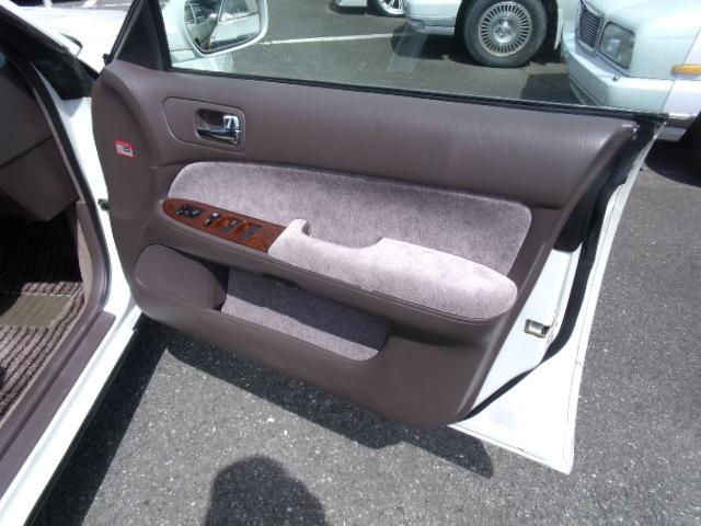 NISSAN CEDRIC BROUGHAM