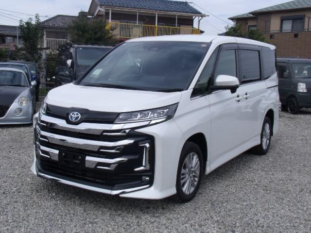 ノア ハイブリッドＳ－Ｚ　純正１０．５型ナビＴＶ　バックカメラ　トヨタセーフティセンス　デュアルパワースライドドア　レーダークルーズ　シートヒーター　ＥＴＣ　ハーフレザーシート　スマートキー　ＡＣ１００Ｖ　モデリスタグリル（4枚目）