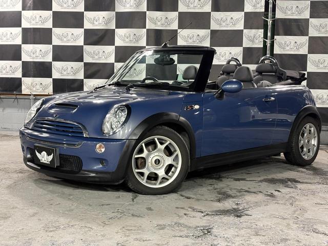 MINI  電動オープン レザーシート バックモニター 社外ナビ パワステ スーパーチャージャー 盗難防止システム(11枚目)