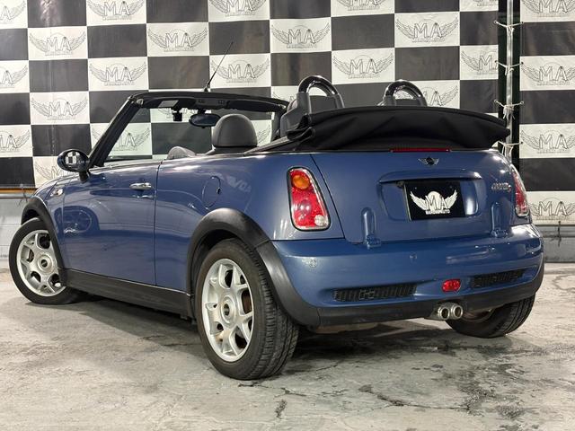 MINI  電動オープン レザーシート バックモニター 社外ナビ パワステ スーパーチャージャー 盗難防止システム(15枚目)