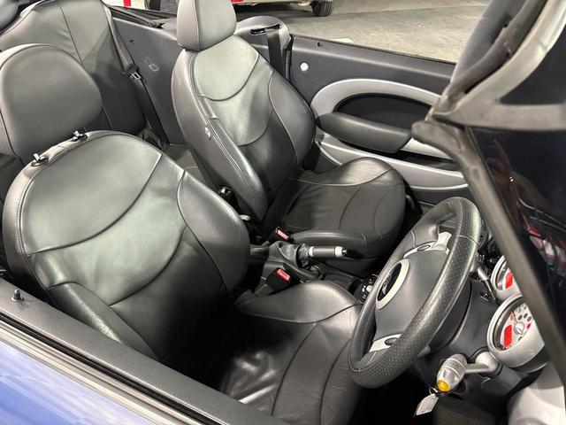 MINI  電動オープン レザーシート バックモニター 社外ナビ パワステ スーパーチャージャー 盗難防止システム(30枚目)