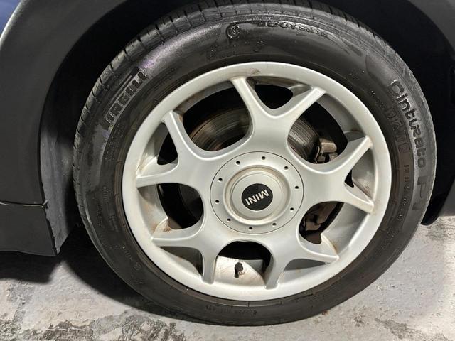 MINI  電動オープン レザーシート バックモニター 社外ナビ パワステ スーパーチャージャー 盗難防止システム(44枚目)