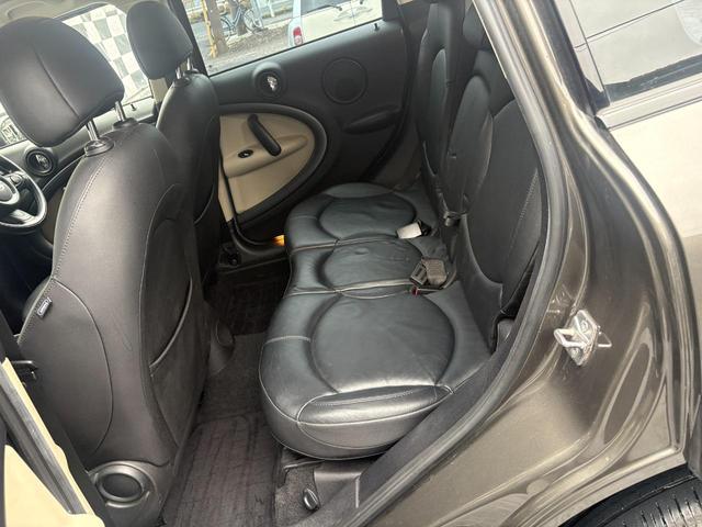 MINI クーパーS クロスオーバー オール4 黒革シート キーレスエントリー フルオートエアコン Wエアバック ESC パワーステアリング ABS アルミ サイドエアバッグ パワーウィンドウ エアバッグ(32枚目)