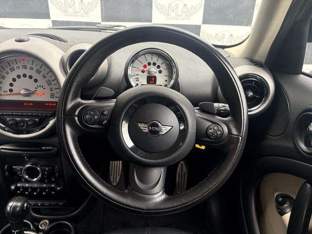 MINI クーパーS クロスオーバー オール4 黒革シート キーレスエントリー フルオートエアコン Wエアバック ESC パワーステアリング ABS アルミ サイドエアバッグ パワーウィンドウ エアバッグ(39枚目)