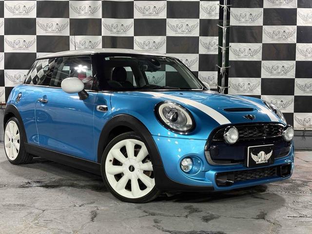 ＭＩＮＩ クーパーＳＤ　ナビ　オートクルーズコントロール　オートマチックハイビーム　アルミホイール　スマートキー　アイドリングストップ　ＡＴ　ＡＢＳ　ＥＳＣ　エアコン　パワーステアリング　パワーウィンドウ　運転席エアバッグ（2枚目）