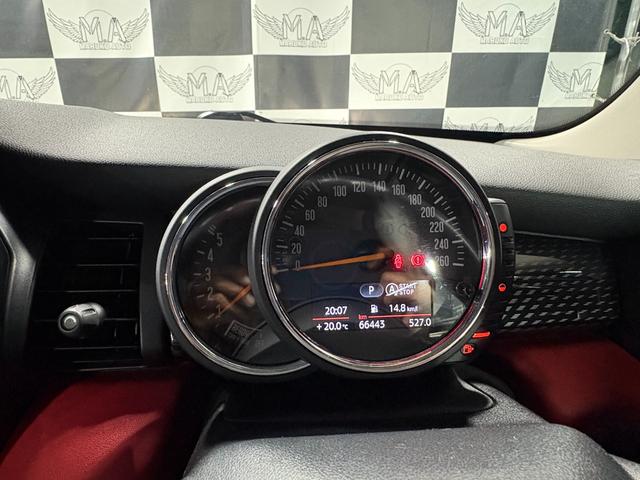 ＭＩＮＩ クーパーＳＤ　ナビ　オートクルーズコントロール　オートマチックハイビーム　アルミホイール　スマートキー　アイドリングストップ　ＡＴ　ＡＢＳ　ＥＳＣ　エアコン　パワーステアリング　パワーウィンドウ　運転席エアバッグ（12枚目）