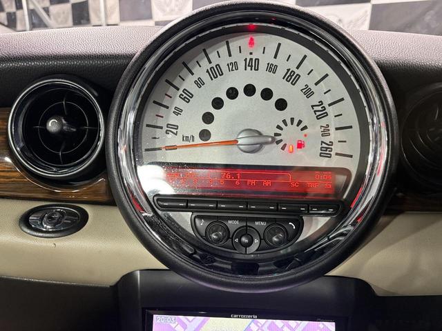 ＭＩＮＩ クーパーＳ　コンバーチブル　オープンカー　バックカメラ　ナビ　ＴＶ　オートライト　ＨＩＤ　ＡＴ　電動格納ミラー　シートヒーター　アルミホイール　ＡＢＳ　ＣＤ　ＵＳＢ　ミュージックプレイヤー接続可　Ｂｌｕｅｔｏｏｔｈ　エアコン（26枚目）