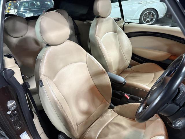 ＭＩＮＩ クーパーＳ　コンバーチブル　オープンカー　バックカメラ　ナビ　ＴＶ　オートライト　ＨＩＤ　ＡＴ　電動格納ミラー　シートヒーター　アルミホイール　ＡＢＳ　ＣＤ　ＵＳＢ　ミュージックプレイヤー接続可　Ｂｌｕｅｔｏｏｔｈ　エアコン（39枚目）