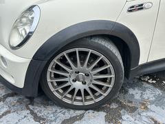 ＭＩＮＩ クーパーＳ　後期モデル　６速ＭＴ　スーパーチャージャー　ブラックルール 0504228A30240324W005 2