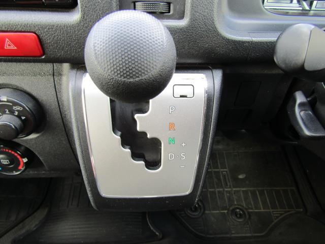 ハイエースバン ロングDX(11枚目)