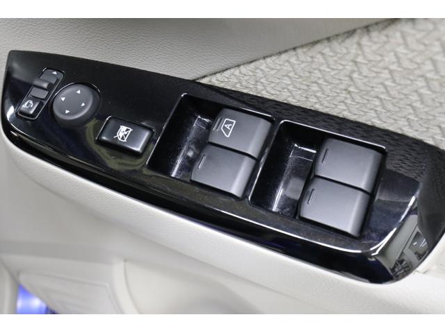 デイズ Ｘ　ＥＴＣ　全周囲カメラ　クリアランスソナー　衝突被害軽減システム　オートライト　スマートキー　アイドリングストップ　ベンチシート　ＣＶＴ　盗難防止システム　ＡＢＳ　ＥＳＣ　アルミホイール　衝突安全ボディ（11枚目）