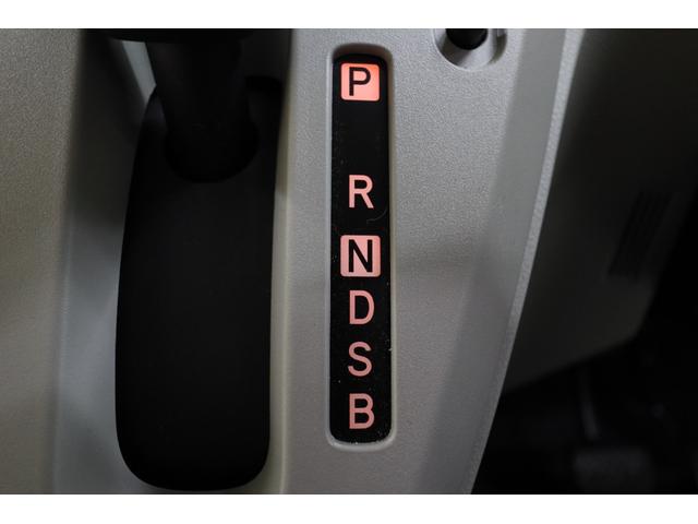 ミライース Ｘ　ＳＡＩＩＩ　クリアランスソナー　衝突被害軽減システム　オートマチックハイビーム　オートライト　ＬＥＤヘッドランプ　キーレスエントリー　アイドリングストップ　電動格納ミラー　ＣＶＴ　盗難防止システム　ＡＢＳ　ＥＳＣ（6枚目）