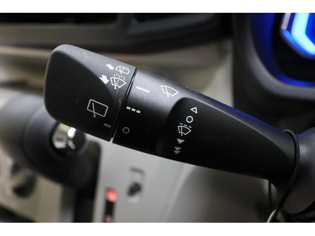 ミライース Ｘ　ＳＡＩＩＩ　クリアランスソナー　衝突被害軽減システム　オートマチックハイビーム　オートライト　ＬＥＤヘッドランプ　キーレスエントリー　アイドリングストップ　電動格納ミラー　ＣＶＴ　盗難防止システム　ＡＢＳ　ＥＳＣ（8枚目）