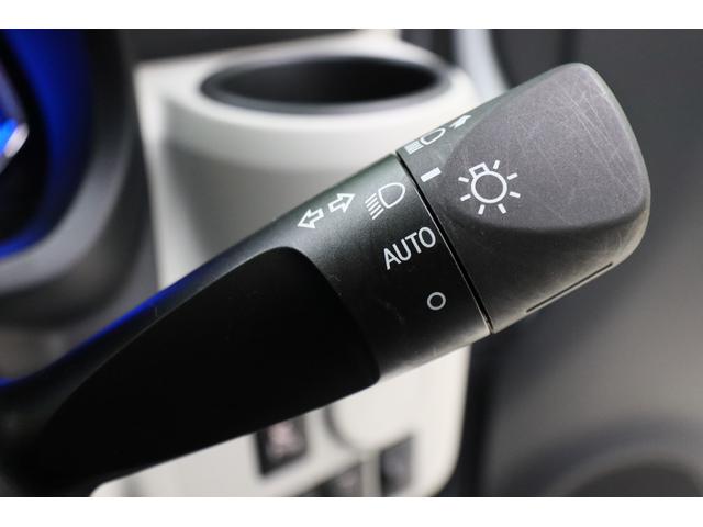 ミライース Ｘ　ＳＡＩＩＩ　クリアランスソナー　衝突被害軽減システム　オートマチックハイビーム　オートライト　ＬＥＤヘッドランプ　キーレスエントリー　アイドリングストップ　電動格納ミラー　ＣＶＴ　盗難防止システム　ＡＢＳ　ＥＳＣ（9枚目）