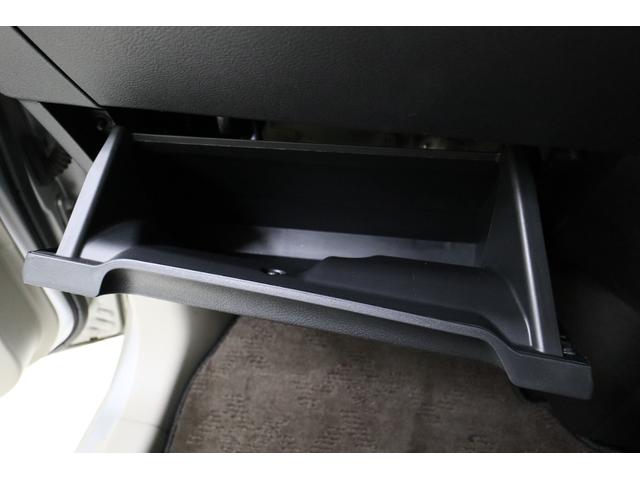 デイズ B クリアランスソナー 衝突被害軽減システム オートライト アイドリングストップ 電動格納ミラー ベンチシート CVT CD ミュージックプレイヤー接続可 エアコン パワーステアリング パワーウィンドウ(42枚目)