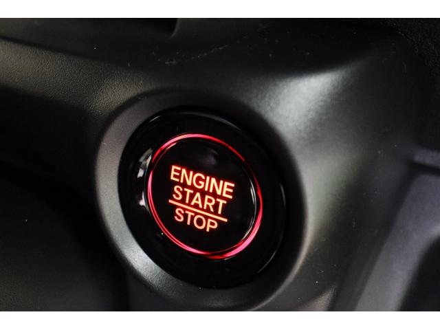 Ｎ－ＢＯＸカスタム ベースグレード　両側スライド・片側電動　クリアランスソナー　オートクルーズコントロール　レーンアシスト　衝突被害軽減システム　オートライト　ＬＥＤヘッドランプ　スマートキー　アイドリングストップ　電動格納ミラー（8枚目）