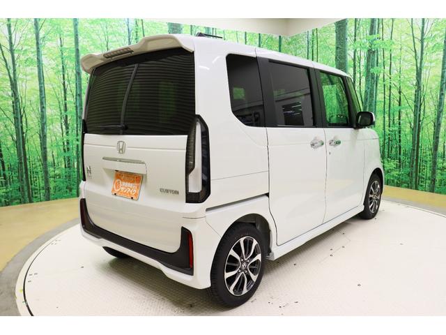 Ｎ－ＢＯＸカスタム ベースグレード　両側スライド・片側電動　クリアランスソナー　オートクルーズコントロール　レーンアシスト　衝突被害軽減システム　オートライト　ＬＥＤヘッドランプ　スマートキー　アイドリングストップ　電動格納ミラー（17枚目）