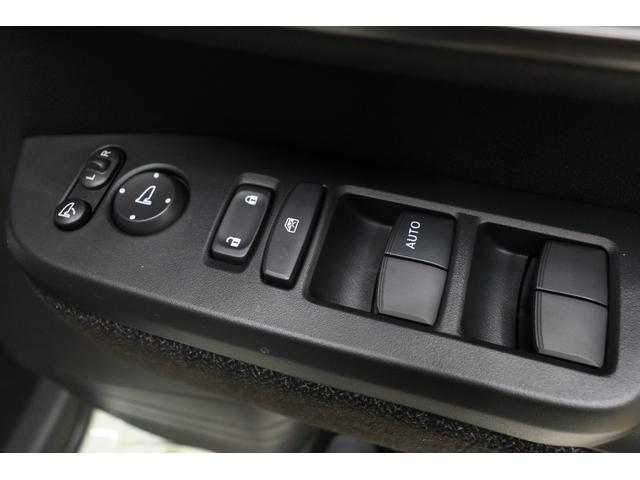 Ｎ－ＢＯＸカスタム ベースグレード　両側スライド・片側電動　クリアランスソナー　オートクルーズコントロール　レーンアシスト　衝突被害軽減システム　オートライト　ＬＥＤヘッドランプ　スマートキー　アイドリングストップ　電動格納ミラー（32枚目）