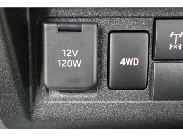 ハイゼットトラック スタンダード　農用スペシャル　４ＷＤ　軽トラック　三方開　ＭＴ　衝突被害軽減システム　クリアランスソナー　アイドリングストップ　オートライト　ＥＳＣ　エアコン　運転席エアバッグ（5枚目）