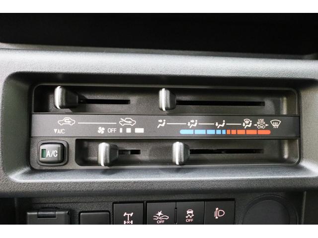 ハイゼットトラック スタンダード　農用スペシャル　４ＷＤ　軽トラック　三方開　ＭＴ　衝突被害軽減システム　クリアランスソナー　アイドリングストップ　オートライト　ＥＳＣ　エアコン　運転席エアバッグ（7枚目）