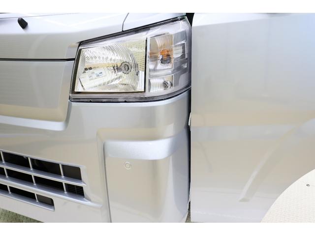 ハイゼットトラック スタンダード　農用スペシャル　４ＷＤ　軽トラック　三方開　ＭＴ　衝突被害軽減システム　クリアランスソナー　アイドリングストップ　オートライト　ＥＳＣ　エアコン　運転席エアバッグ（22枚目）
