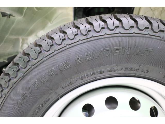 ハイゼットトラック スタンダード　農用スペシャル　４ＷＤ　軽トラック　三方開　ＭＴ　衝突被害軽減システム　クリアランスソナー　アイドリングストップ　オートライト　ＥＳＣ　エアコン　運転席エアバッグ（29枚目）