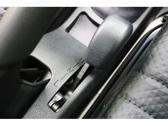 ハイゼットトラック スタンダード　農用スペシャル　４ＷＤ　軽トラック　三方開　ＭＴ　衝突被害軽減システム　クリアランスソナー　アイドリングストップ　オートライト　ＥＳＣ　エアコン　運転席エアバッグ（49枚目）