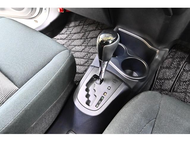 アクア Sスタイルブラック ドライブレコーダー ETC ナビ クリアランスソナー レーンアシスト 衝突被害軽減システム オートマチックハイビーム オートライト スマートキー アイドリングストップ 電動格納ミラー CVT(7枚目)