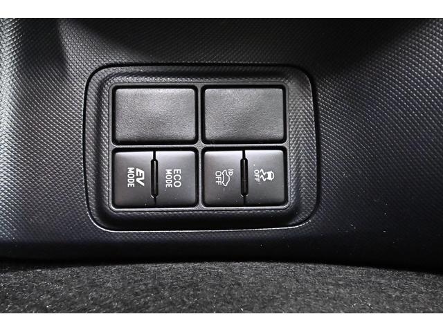 アクア Sスタイルブラック ドライブレコーダー ETC ナビ クリアランスソナー レーンアシスト 衝突被害軽減システム オートマチックハイビーム オートライト スマートキー アイドリングストップ 電動格納ミラー CVT(8枚目)