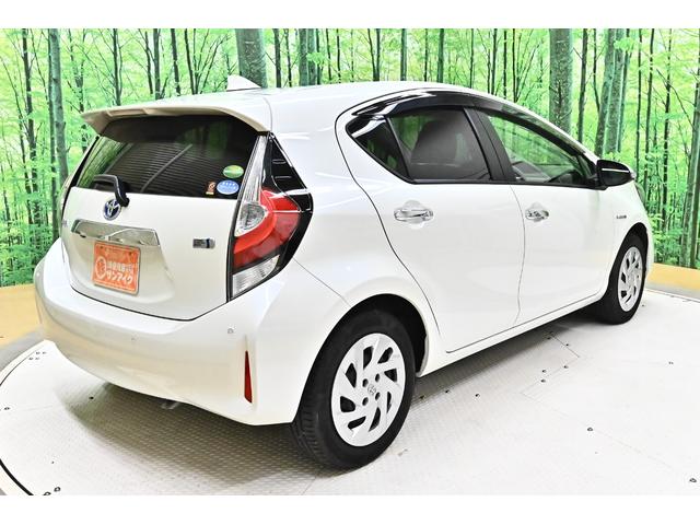 アクア Sスタイルブラック ドライブレコーダー ETC ナビ クリアランスソナー レーンアシスト 衝突被害軽減システム オートマチックハイビーム オートライト スマートキー アイドリングストップ 電動格納ミラー CVT(15枚目)