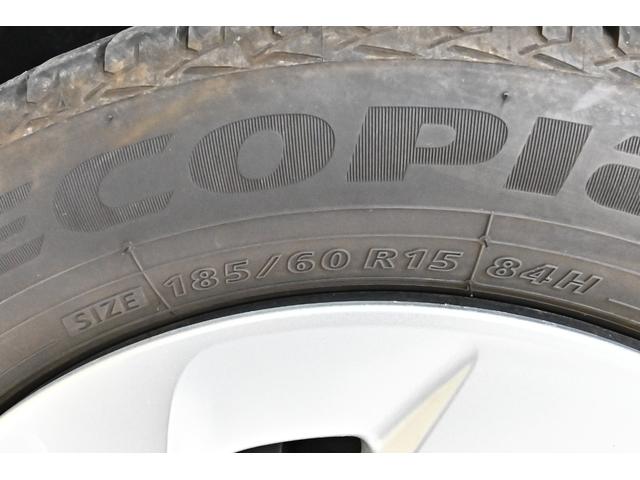 アクア Sスタイルブラック ドライブレコーダー ETC ナビ クリアランスソナー レーンアシスト 衝突被害軽減システム オートマチックハイビーム オートライト スマートキー アイドリングストップ 電動格納ミラー CVT(32枚目)