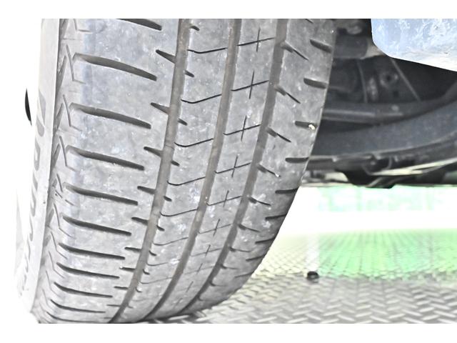 アクア Sスタイルブラック ドライブレコーダー ETC ナビ クリアランスソナー レーンアシスト 衝突被害軽減システム オートマチックハイビーム オートライト スマートキー アイドリングストップ 電動格納ミラー CVT(33枚目)