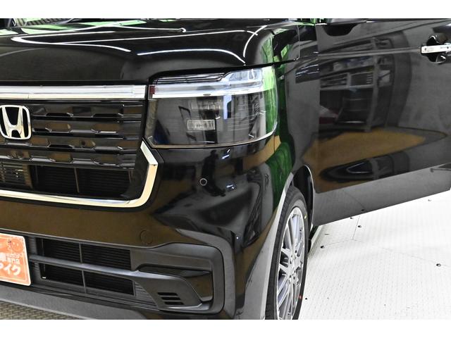 Ｎ－ＢＯＸカスタム ターボ　両側電動スライドドア　クリアランスソナー　オートクルーズコントロール　レーンアシスト　衝突被害軽減システム　オートライト　ＬＥＤヘッドランプ　スマートキー　アイドリングストップ　電動格納ミラー（24枚目）