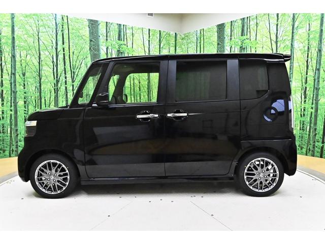 Ｎ－ＢＯＸカスタム ターボ　両側電動スライドドア　クリアランスソナー　オートクルーズコントロール　レーンアシスト　衝突被害軽減システム　オートライト　ＬＥＤヘッドランプ　スマートキー　アイドリングストップ　電動格納ミラー（51枚目）