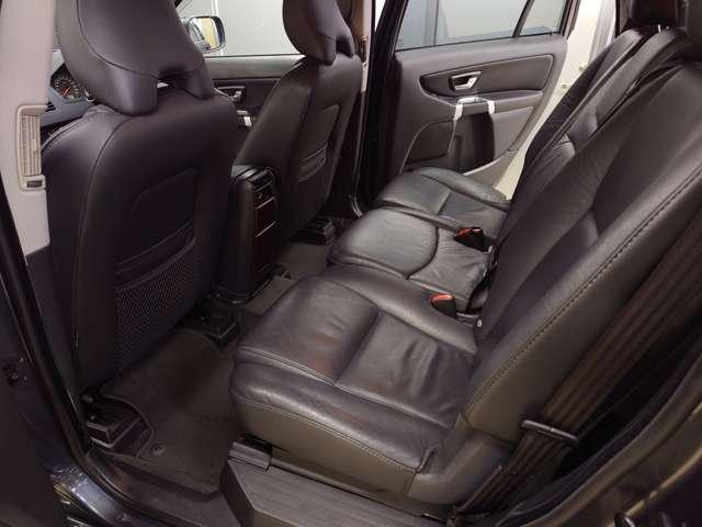 XC90 3.2 SE AWD 2008年モデル 前後パークシステム BLIS レザーシート アクティブキセノンライト 前後フォグランプ 18インチアルミホイール ランニングボード カロッツェリアサイバーナビ バックカメラ 禁煙車(14枚目)