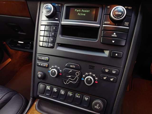 XC90 3.2 SE AWD 2008年モデル 前後パークシステム BLIS レザーシート アクティブキセノンライト 前後フォグランプ 18インチアルミホイール ランニングボード カロッツェリアサイバーナビ バックカメラ 禁煙車(44枚目)