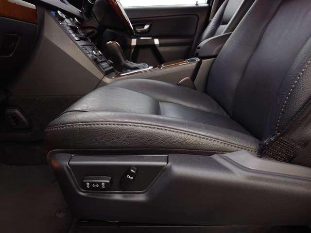 XC90 3.2 SE AWD 2008年モデル 前後パークシステム BLIS レザーシート アクティブキセノンライト 前後フォグランプ 18インチアルミホイール ランニングボード カロッツェリアサイバーナビ バックカメラ 禁煙車(48枚目)