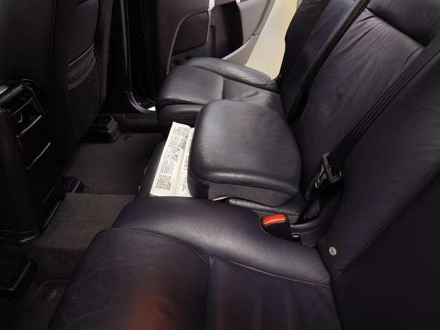 XC90 3.2 SE AWD 2008年モデル 前後パークシステム BLIS レザーシート アクティブキセノンライト 前後フォグランプ 18インチアルミホイール ランニングボード カロッツェリアサイバーナビ バックカメラ 禁煙車(50枚目)