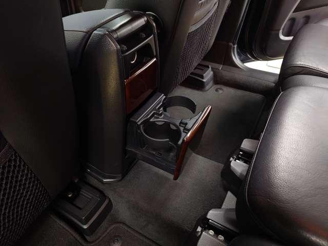 XC90 3.2 SE AWD 2008年モデル 前後パークシステム BLIS レザーシート アクティブキセノンライト 前後フォグランプ 18インチアルミホイール ランニングボード カロッツェリアサイバーナビ バックカメラ 禁煙車(51枚目)