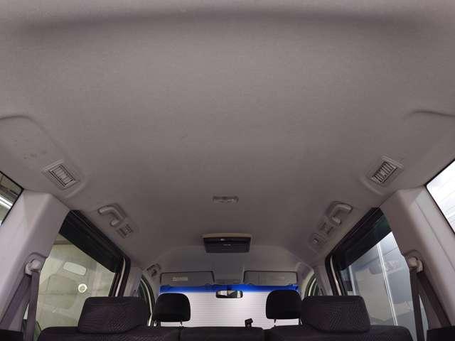 ステップワゴンスパーダ Z ナビTV フリップダウンモニター Bカメラ 両側電動スライドドア キセノンヘッドライト コーナーリングランプ付きフォグランプ アクセサリーランプ内蔵フロントグリル オートエアコン パドルシフト ETC(19枚目)