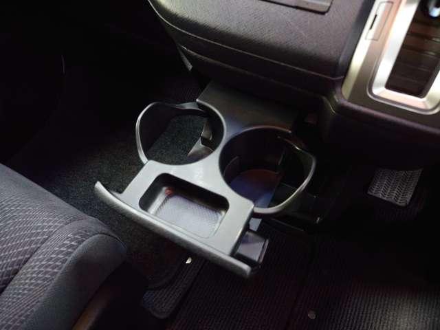 ステップワゴンスパーダ Z ナビTV フリップダウンモニター Bカメラ 両側電動スライドドア キセノンヘッドライト コーナーリングランプ付きフォグランプ アクセサリーランプ内蔵フロントグリル オートエアコン パドルシフト ETC(45枚目)