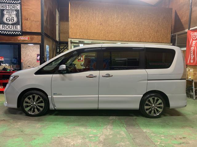 セレナ ハイウェイスター S-ハイブリッド 純正フルセグナビTV CD/DVD Bluetooth Bカメラ ETC 両側パワースライド INTキーPスタート 社外17インチアルミホイール HIDオートライト/フォグランプ オートAC クルコン(8枚目)