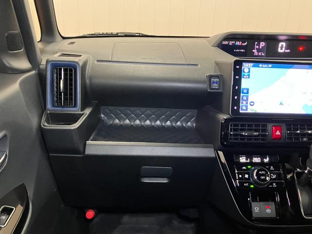 タント カスタムRS サポカーSワイド適合 ドラレコ ミラクルオープンドア 両側オートスライドドア 後席モニター 電動パーキングブレーキ パノラマモニター対応 シートヒーター コーナーセンサー USB接続端子 ETC(12枚目)