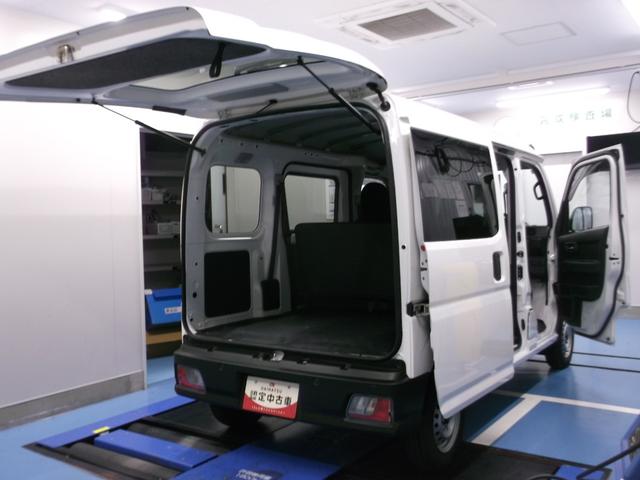 ハイゼットカーゴ DX サポカーSワイド適合 ラジオ エアコン アクセサリーソケット コーナーセンサー アイドリングストップ 光軸調整ダイヤル 横滑り防止機能 誤発進抑制機能 パワーウインドウ キーレス(9枚目)