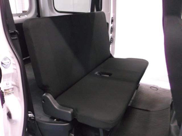 ハイゼットカーゴ DX サポカーSワイド適合 ラジオ エアコン アクセサリーソケット コーナーセンサー アイドリングストップ 光軸調整ダイヤル 横滑り防止機能 誤発進抑制機能 パワーウインドウ キーレス(19枚目)